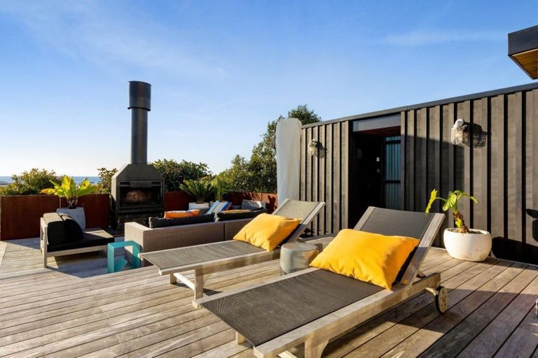 Photo of property in 120 Pendarves Street, New Plymouth, 4312