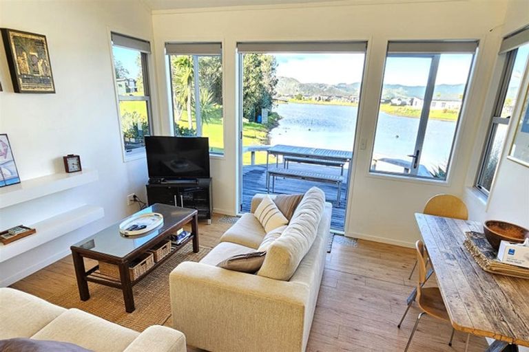 Photo of property in 107 Harbour Drive, Matarangi, Whitianga, 3592