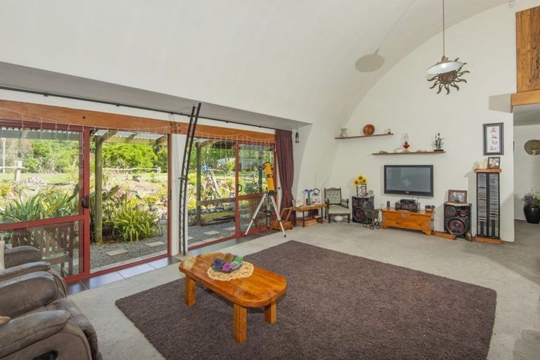Photo of property in 1200 Pipiwai Road, Ruatangata West, Whangarei, 0176