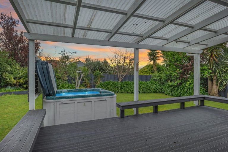 Photo of property in 13a Kawiu Road, Levin, 5510