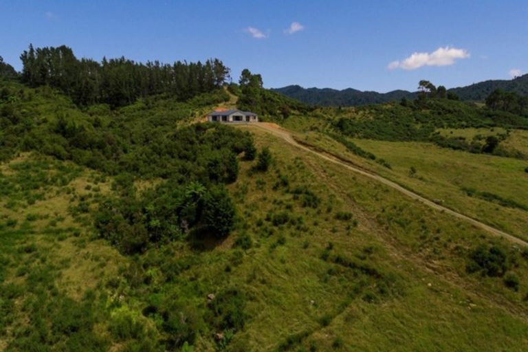 Photo of property in 235 Kaimarama Road, Kaimarama, Whitianga, 3591