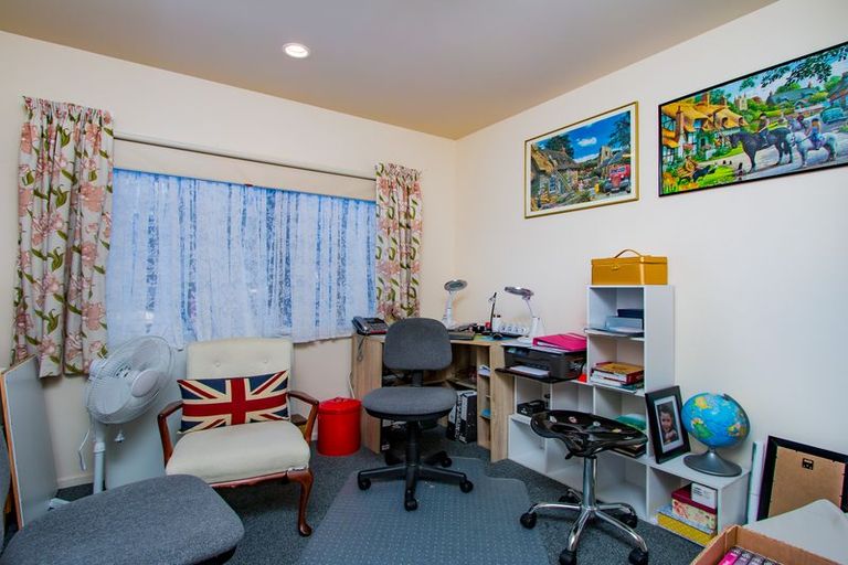 Photo of property in 23/2 Brixton Road, Manly, Whangaparaoa, 0930