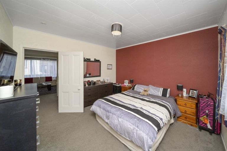 Photo of property in 18 Olivia Street, Stratford, 4332