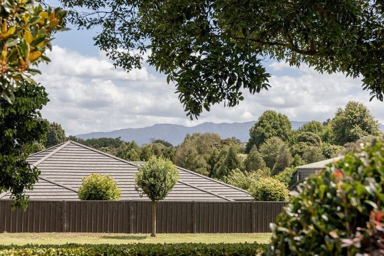 Photo of property in 58 Kayelene Place, Omokoroa, 3114