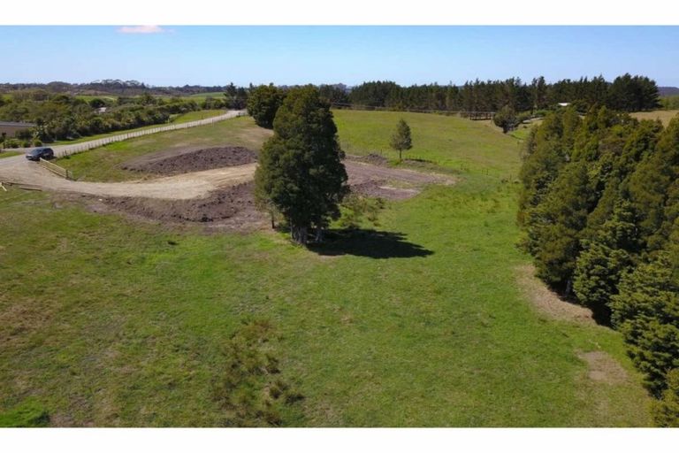 Photo of property in 562b Waimate Road North, Kerikeri, 0293