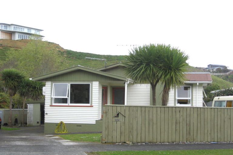 Photo of property in 38 Oranga Street, Marfell, New Plymouth, 4310
