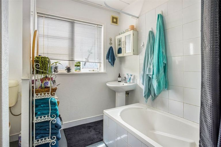 Photo of property in 1/195 Metcalfe Road, Ranui, Auckland, 0612