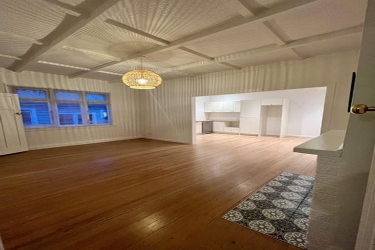 Photo of property in 99b Bassett Road, Remuera, Auckland, 1050
