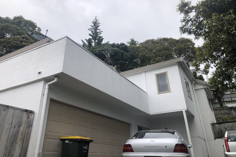 Photo of property in 2/73 Spinella Drive, Bayview, Auckland, 0629