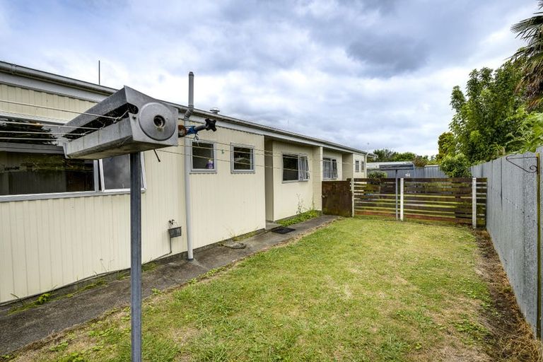 Photo of property in 2/11 Hereford Place, Tamatea, Napier, 4112