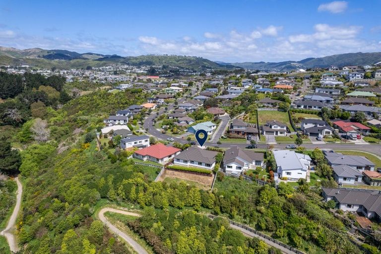 Photo of property in 47 Te Puia Drive, Aotea, Porirua, 5024