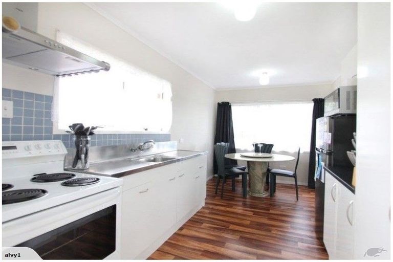 Photo of property in 16 Galilee Avenue, Red Hill, Papakura, 2110