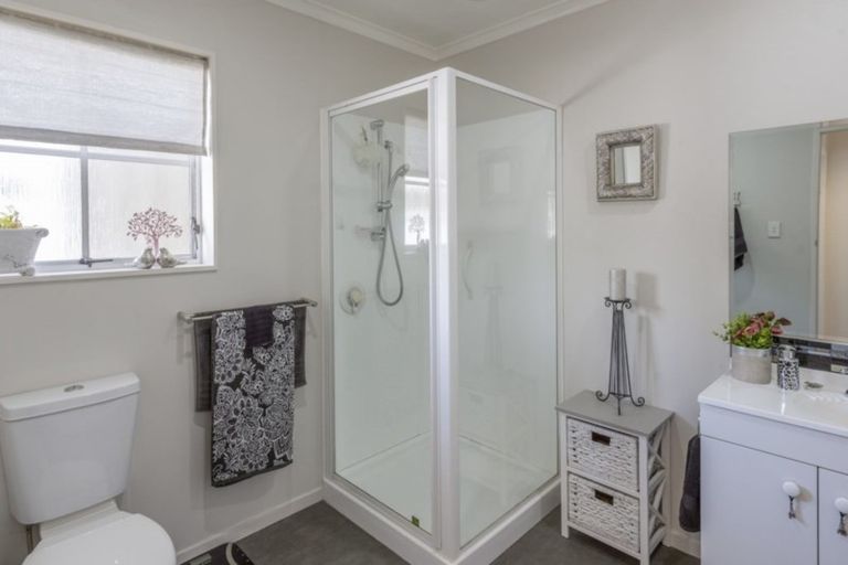 Photo of property in 30 Kent Street, Levin, 5510