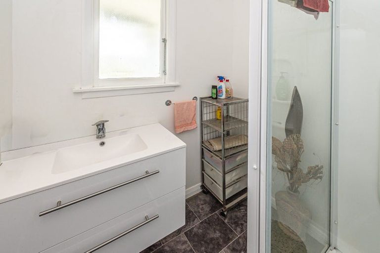 Photo of property in 5 Mosston Road, Castlecliff, Whanganui, 4501