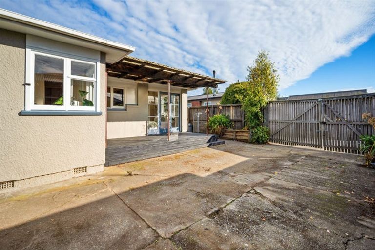 Photo of property in 1/19 Moreland Avenue, Papanui, Christchurch, 8053