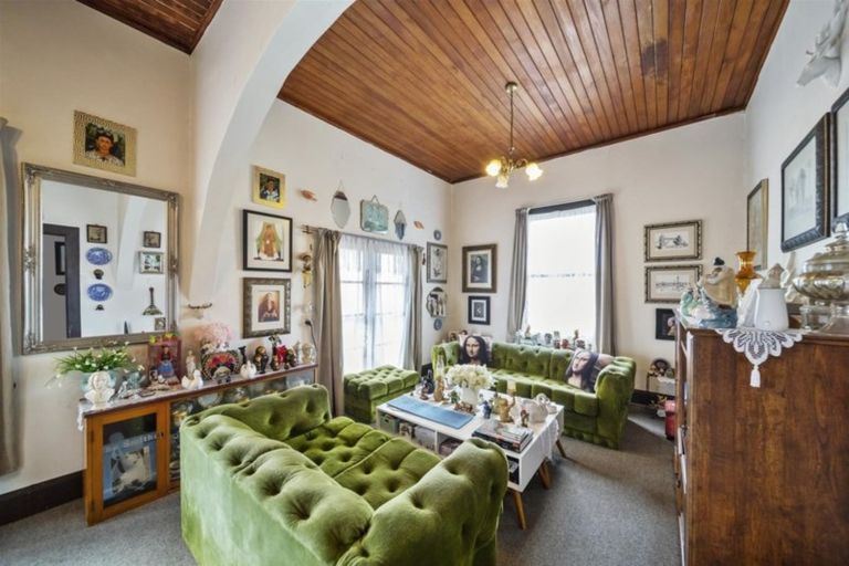 Photo of property in 74 Fairfield Road, Hawera, 4610