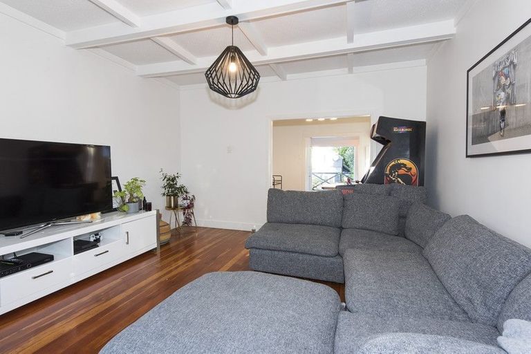 Photo of property in 12 Sefton Avenue, Grey Lynn, Auckland, 1021