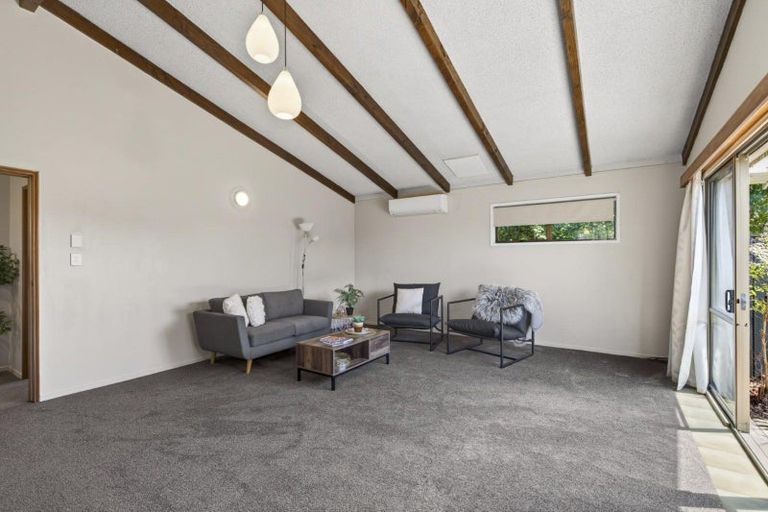 Photo of property in 2/21 Fulford Street, New Plymouth, 4310