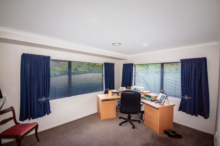 Photo of property in 61 Erlestoke Crescent, Churton Park, Wellington, 6037