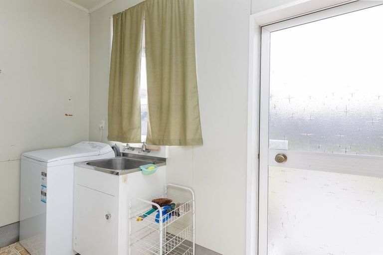 Photo of property in 142 Queen Street, Waimate, 7924