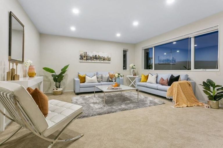 Photo of property in 47 Te Oneroa Way, Long Bay, Auckland, 0630