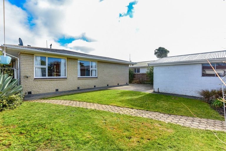Photo of property in 32 Royalist Avenue, North New Brighton, Christchurch, 8083