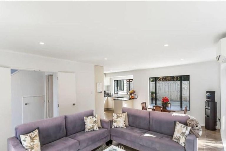 Photo of property in 30b Grassways Avenue, Pakuranga, Auckland, 2010