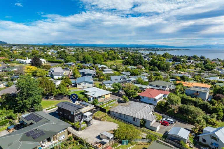 Photo of property in 75 Gillies Avenue, Taupo, 3330