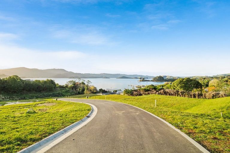 Photo of property in 17 Batham Way, Broad Bay, 9014