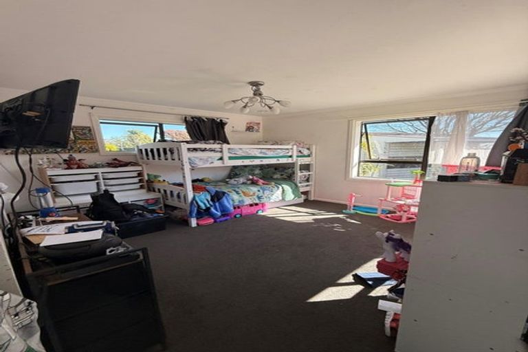Photo of property in 68 Greendale Avenue, Avonhead, Christchurch, 8042