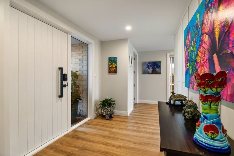 Photo of property in 37 Coppelia Avenue, Omokoroa, 3114
