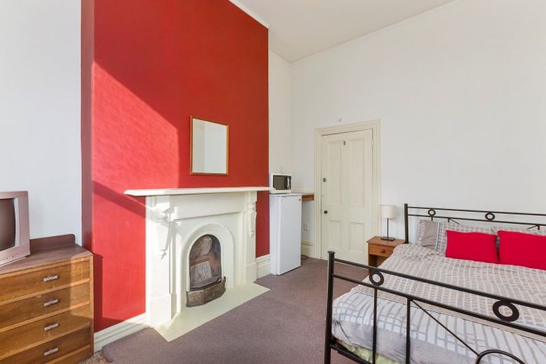 Photo of property in 4 Kyber Pass, North Dunedin, Dunedin, 9016