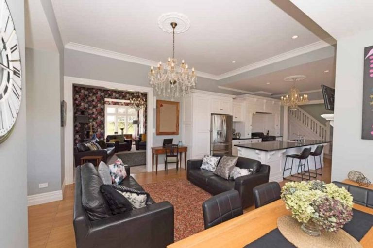 Photo of property in 10b Higham Road, South Head, 0874