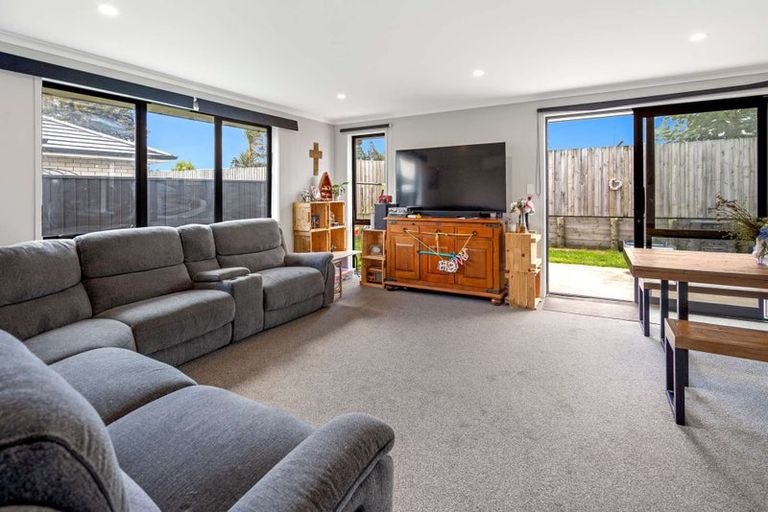 Photo of property in 84 Sentinel Avenue, Omokoroa, 3114