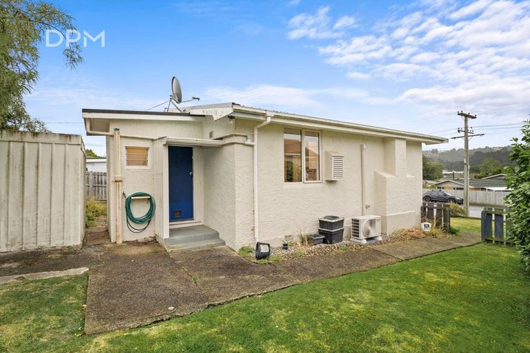 Photo of property in 25 Main Road, Fairfield, Dunedin, 9018