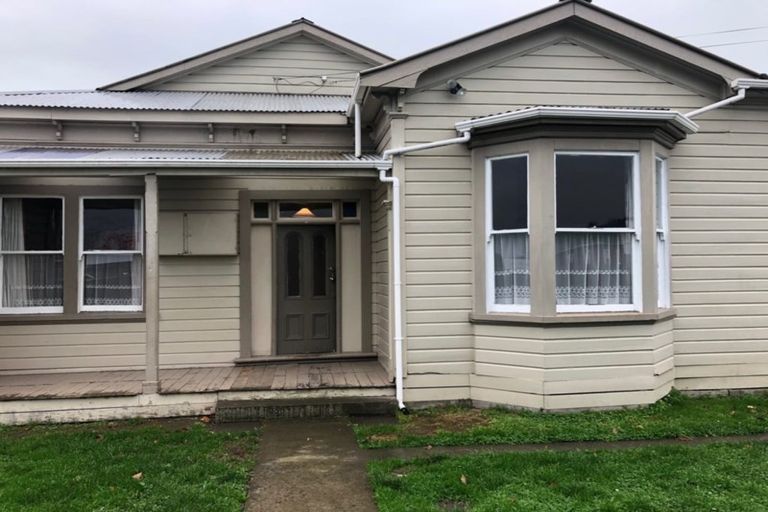 Photo of property in 209 Ferguson Street, Palmerston North, 4410