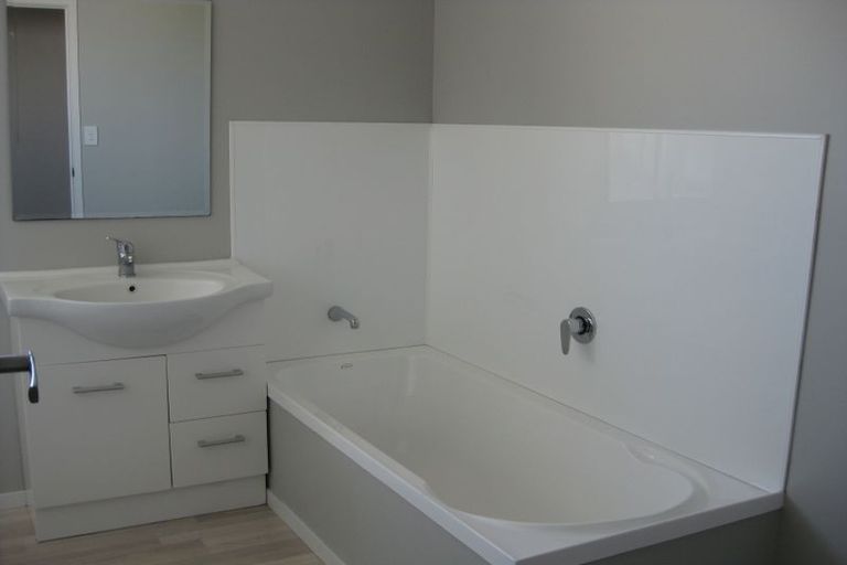 Photo of property in 16a Tatai Road, Bowentown, Katikati, 3177