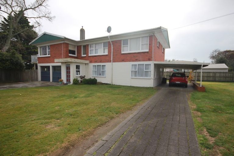 Photo of property in 75 Robinson Avenue, Holdens Bay, Rotorua, 3010