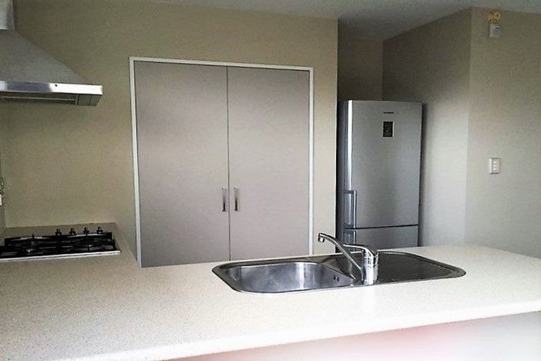 Photo of property in 2/9 Cameron Street, Sydenham, Christchurch, 8023