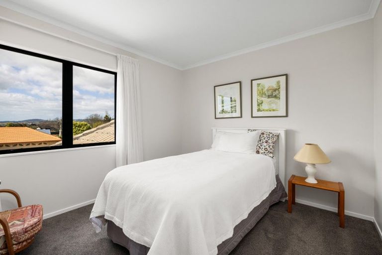 Photo of property in 19 Stableford Drive, Pyes Pa, Tauranga, 3112