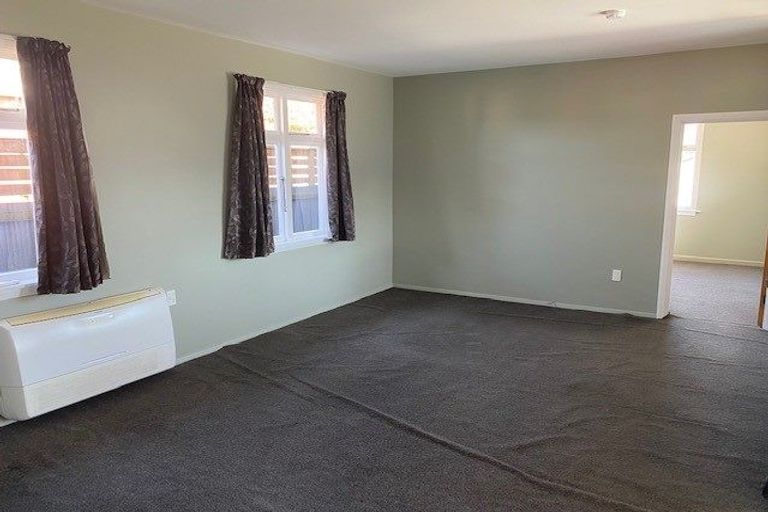 Photo of property in 26 Lenton Street, Aranui, Christchurch, 8061