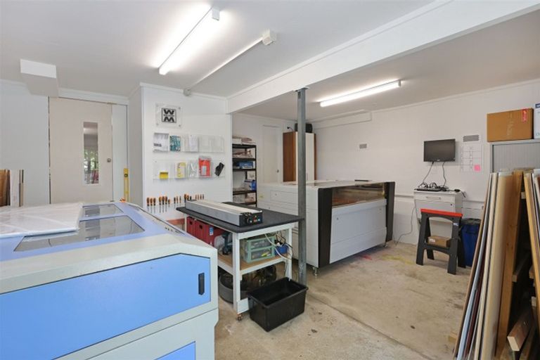 Photo of property in 1/56 Woodglen Road, Glen Eden, Auckland, 0602