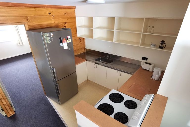 Photo of property in Drummond Street Flats, 15/19 Drummond Street, Mount Cook, Wellington, 6021