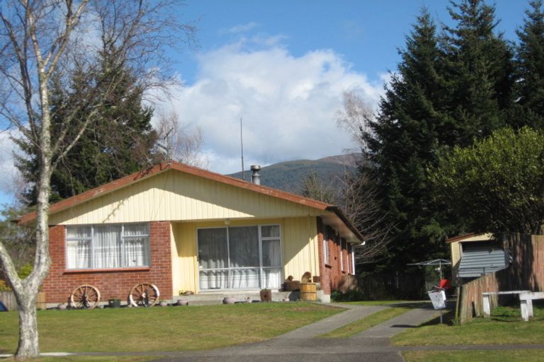 Photo of property in 9 Paekitawhiti Street, Turangi, 3334