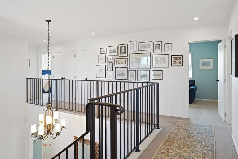 Photo of property in 16a Hadlow Place, Burnside, Christchurch, 8041