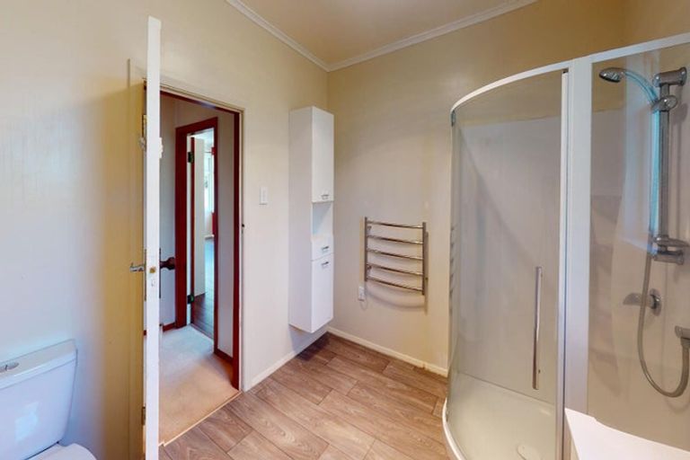 Photo of property in 11 Franklin Avenue, Hokowhitu, Palmerston North, 4410