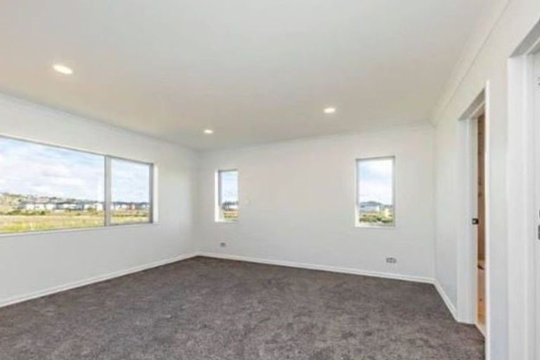 Photo of property in 24 Urney Drive, Flat Bush, Auckland, 2019