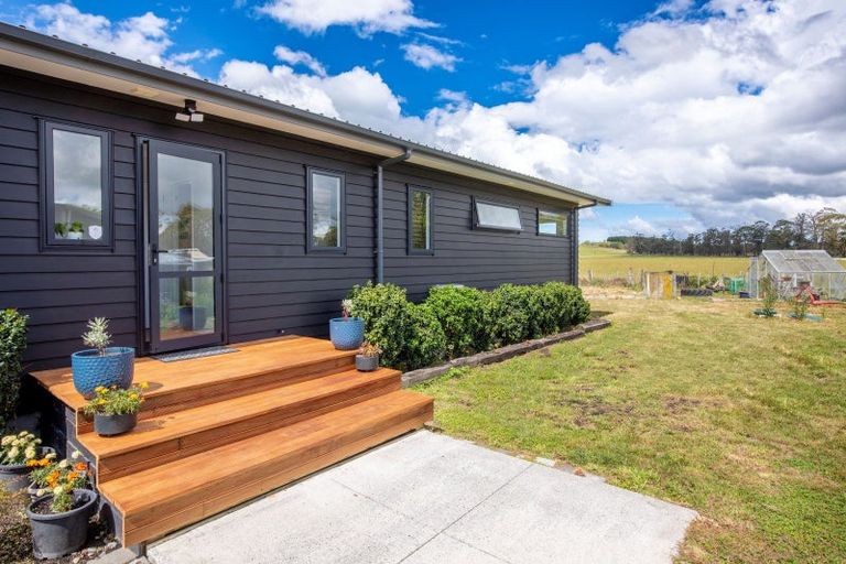 Photo of property in 21 Blundell Avenue, Waipukurau, 4200