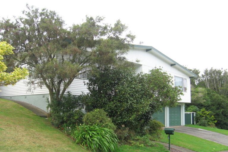 Photo of property in 46 Oriel Avenue, Tawa, Wellington, 5028