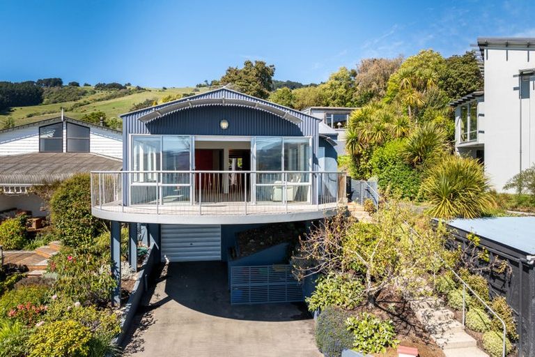 Photo of property in 40 Marine Parade, Macandrew Bay, Dunedin, 9014